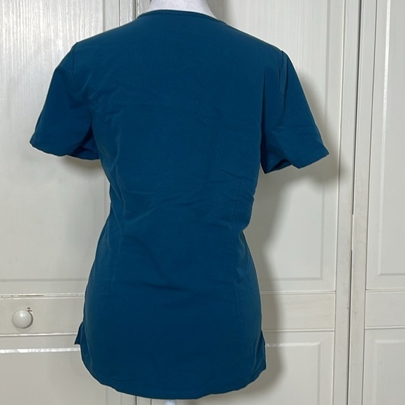 Figs Womens Casma Three-Pocket Teal Scrub Top Sz XS Technical Comfort Medical - Picture 8 of 11